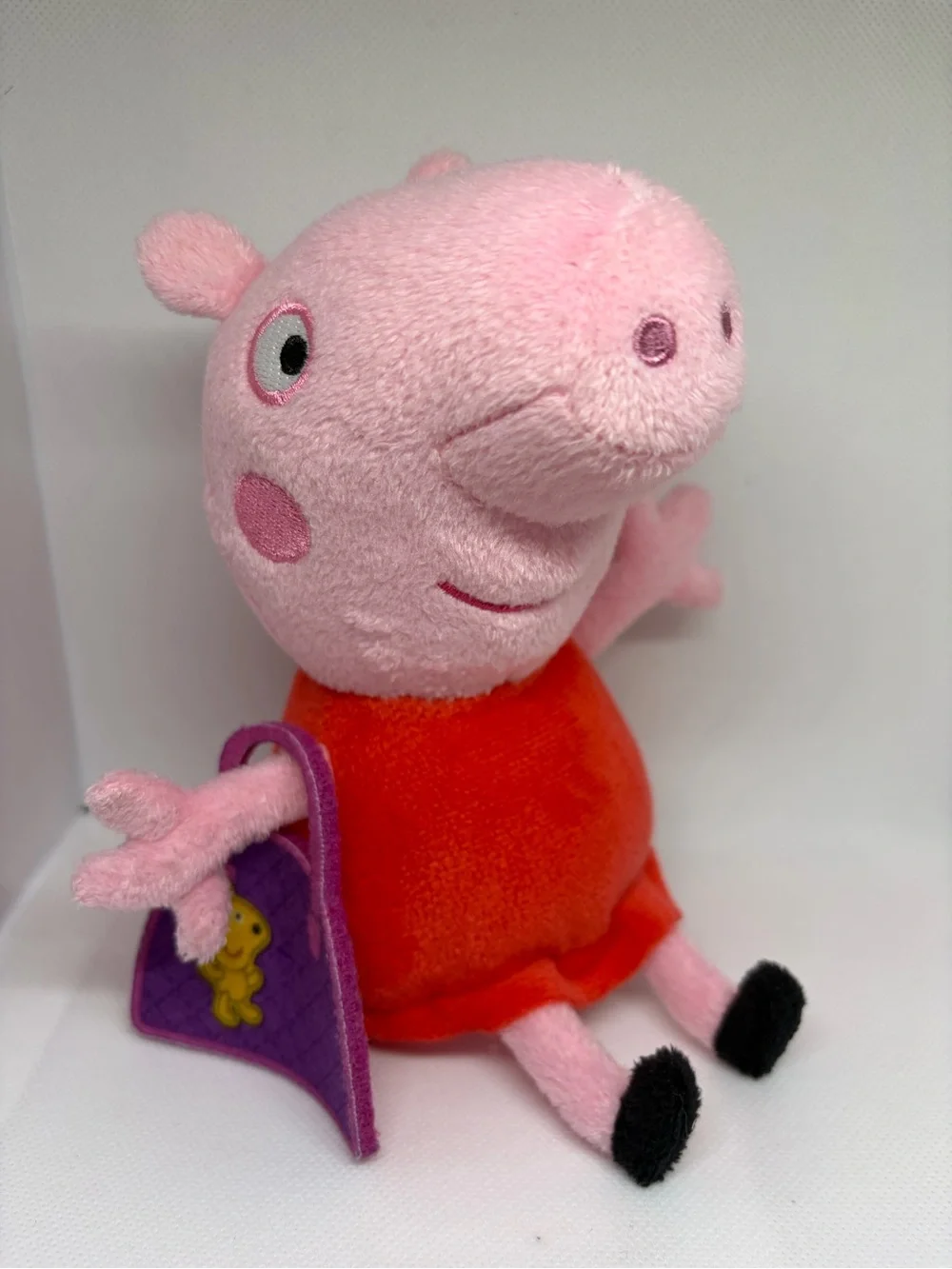 Peppa Pig Plush Stuffed Animals Lot of 4 Peppa George Mummy Daddy Pig